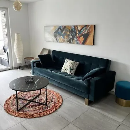 Proche Du Centre Avec Grande Terrasse Appartement *