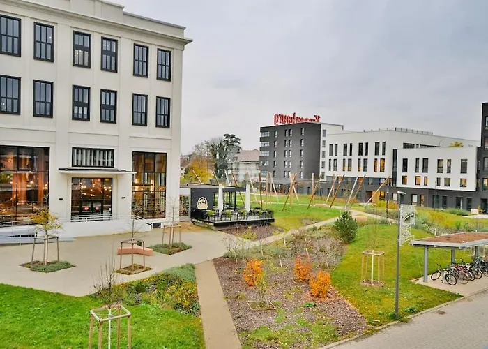 Proche Du Centre Avec Grande Terrasse *