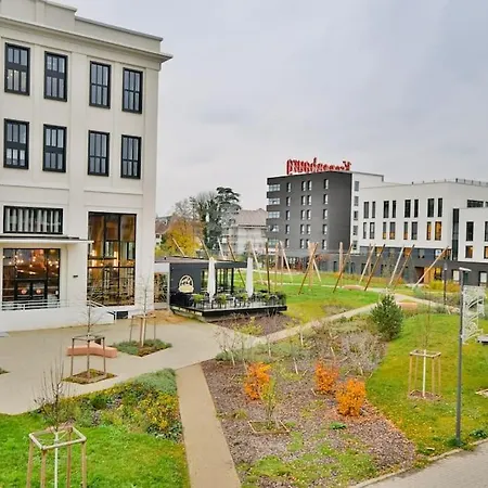 Proche Du Centre Avec Grande Terrasse *